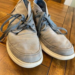 Sketchers high top shoes